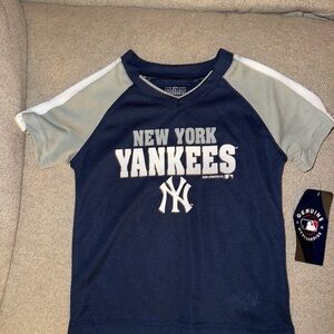 Genuine Merchandise Navy New York Yankees Kids Jersey Tee with Gray Sleeves